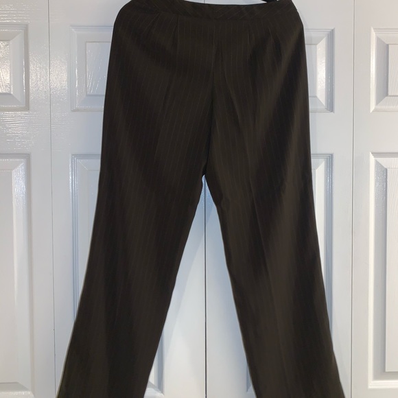 NWT Jones New York Executive Suit - Picture 4 of 6